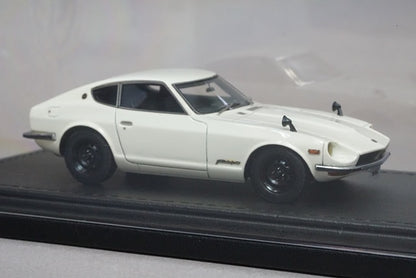 1:43 ignition model IG0019 Nissan Fairlady Z (S30) White model car