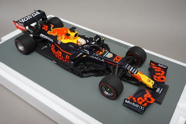 1:18 Spark 18S593 Red Bull Racing Honda RB16 Spanish GP 2nd 2021 #33 M.Verstappen