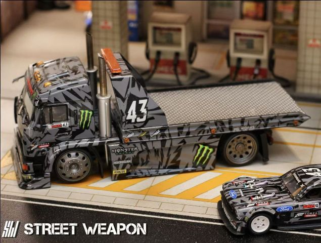 [ Pre-order ] SW Street Weapon 1:64 KAMAZ Monster Livery