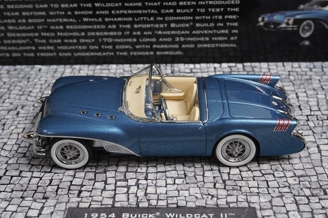 1:43 MINICHAMPS 437141220 Buick Wildcat 2 Concept 1954 model car