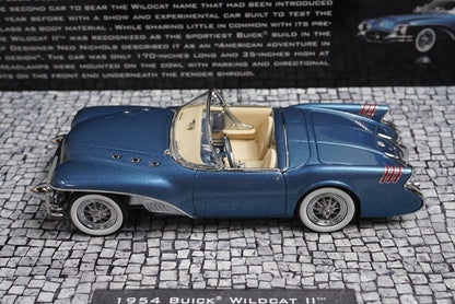 1:43 MINICHAMPS 437141220 Buick Wildcat 2 Concept 1954 model car