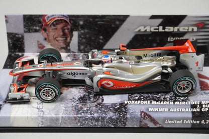 1:43 MINICHAMPS 530104311 Vodafone McLaren Mercedes MP4-25 Australian GP 2010 #1 model car