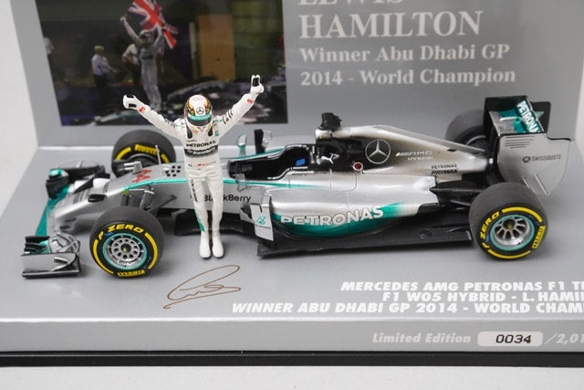 1:43 MINICHAMPS 410140644 Mercedes AMG Petronas F1 Team W05 Hybrid Abu Dhabi GP 2014 #44 L. Hamilton model car