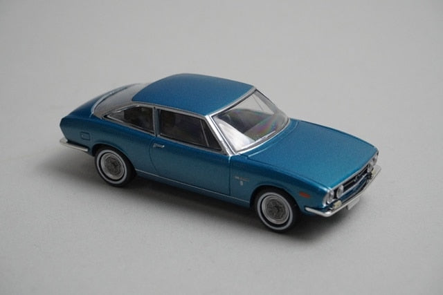 1:64 Tomica Limited Vintage LV-149b Isuzu 117 Coupe 1800 model car