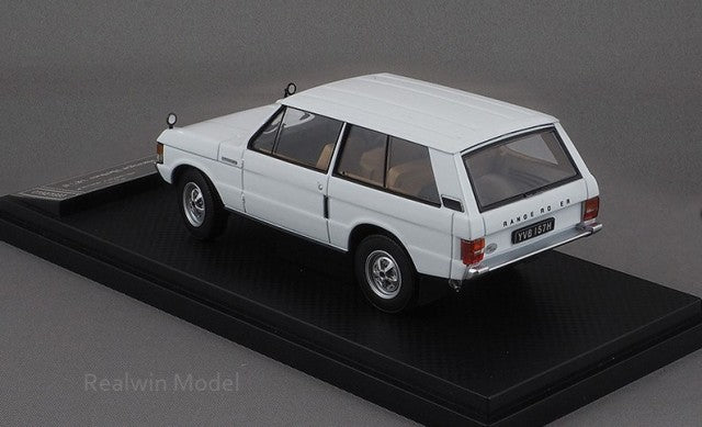 410102 Almost Real Model 1:43 Land Rover Range Rover 1970 White