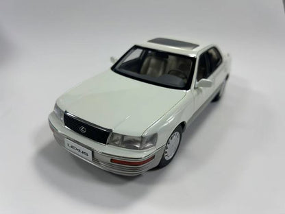 [ Pre-order ] 8230811W XiaoGuang MODEL 1:18 Lexus LS400 1993 White