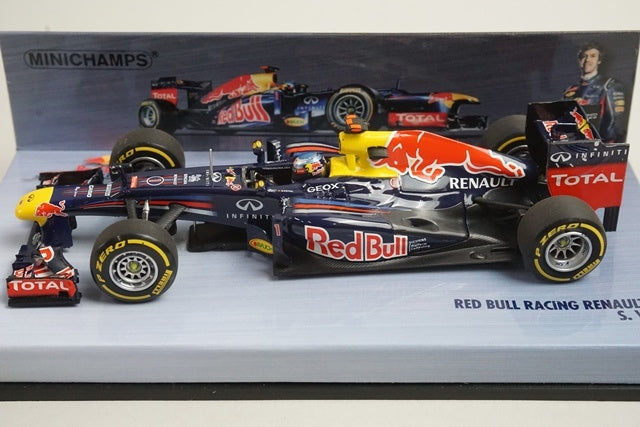 1:43 MINICHAMPS 410120001 Red Bull Racing Renault RB8 2012 #1 model car