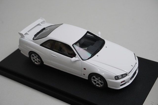 1:43 Hi-Story HS156WH Nissan Skyline 25GT Turbo 1998 White model car