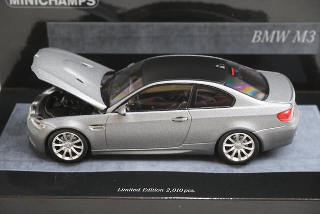 1:43 MINICHAMPS 436026321 BMW M3 (E92) 2008 Matte Grey model car