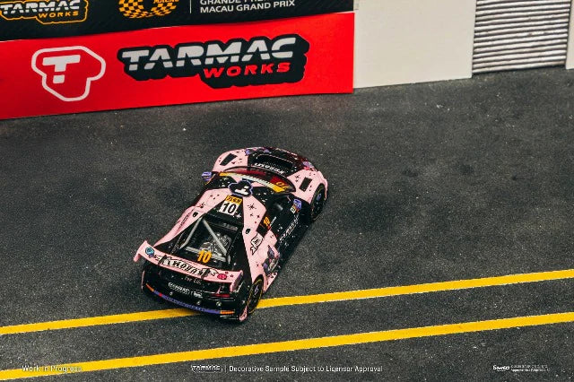 T64-043-24MGP10 Tarmac Works 1:64 Audi R8 LMS GT3 evo II Macau GT Cup FIA GT World Cup 2024 Uno Racing Adderly Fong