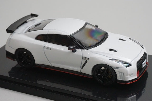 1:43 EBBRO KWAM022079 Dealer Custom Nissan GT-R Nismo White model car