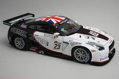1:18 AUTOart 81078 Nissan GT-R FIA GT1 SUMO POWER GT World Championship 2010 #23 M.Krumm / P.Dumbreck