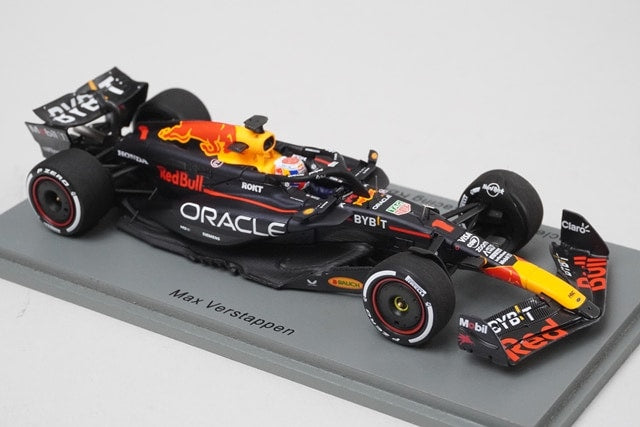 1:43 Spark S9519 Oracle Red Bull Racing RB20 Bahrain GP 2024 #1 model car