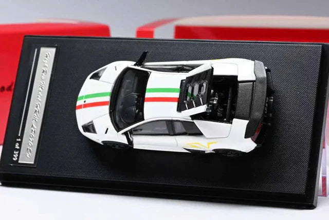 High Rev Model HRM 1:64 Lamborghini Murcielago LP670-4 SV White Italian Stripes