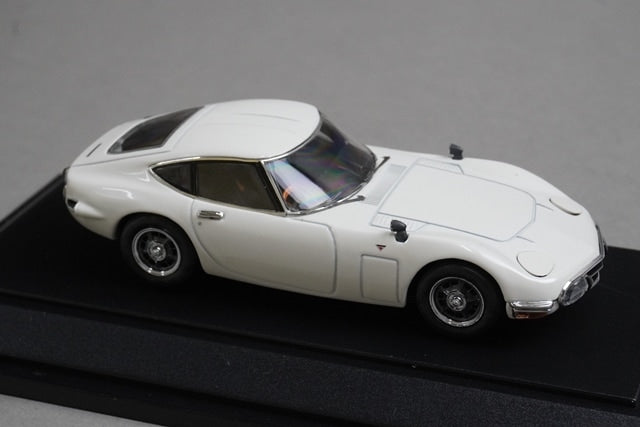 1:43 EBBRO 43500 Toyota 2000GT Late Model 1968 model car