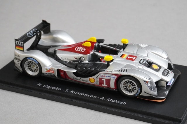 1:43 SPARK S0687 Audi R15 TDI Sports Team Joest Le Mans 3rd 2009 #1 model car