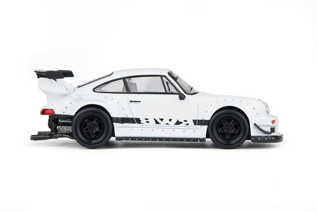 [ Pre-order ] Model Model 1:64 RWB 993 White