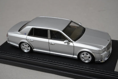 1:43 ignition model IG1730 Toyota Century (UWG60) Silver