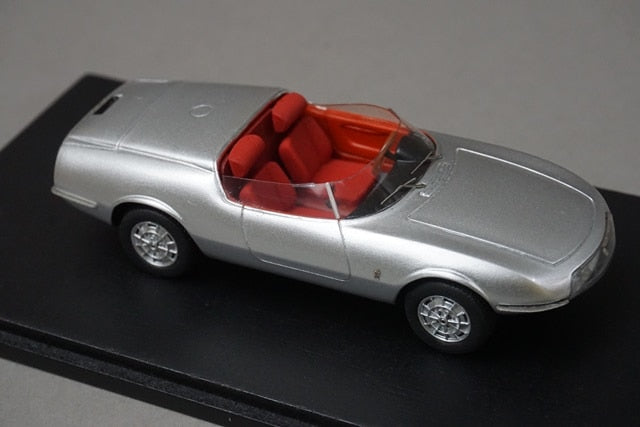 1:43 SPARK S1302 Abarth 1000 GT Spider Pininfarina 1964 model car