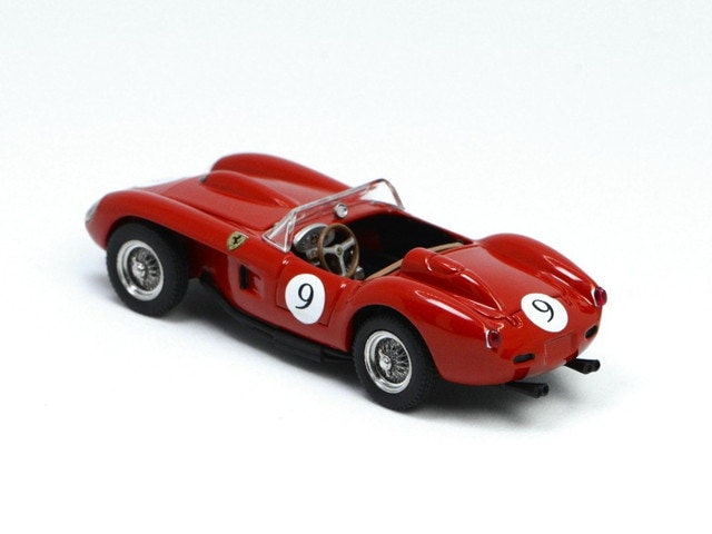 GFCC 1:64 Ferrari 250TR Red #9 model car