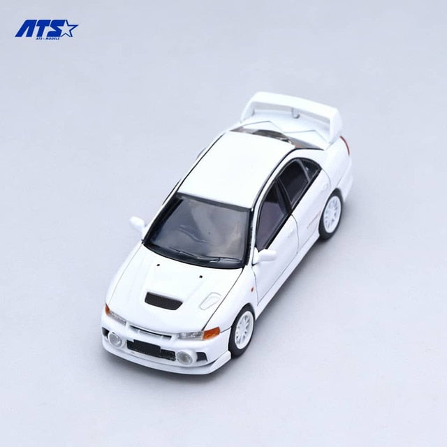 [ Pre-order ] ATS881001 ATS 1:64 Mitsubishi Lancer Evolution IV White with Opening and Closing Hood