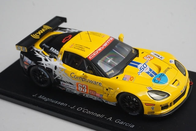 1:43 SPARK S2579 Chevrolet Corvette C6 ZR1 Corvette Racing Le Mans 2010 #63 model car