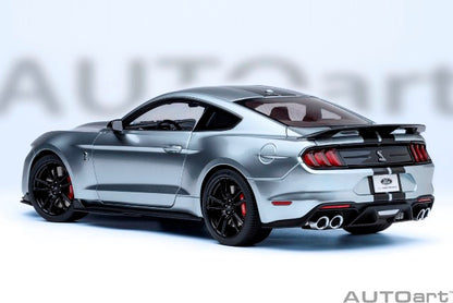 [ Pre-order ] 73096 AUTOart 1:18 Ford Mustang Shelby GT500 (Silver with Black Stripes)