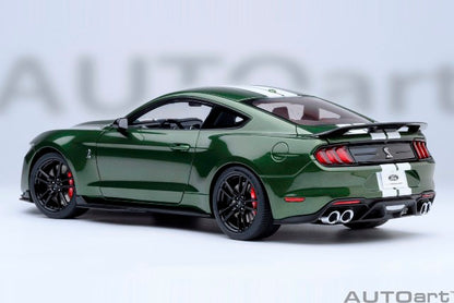 [ Pre-order ] 73097 AUTOart 1:18 Ford Mustang Shelby GT500 (Green with White Stripes)