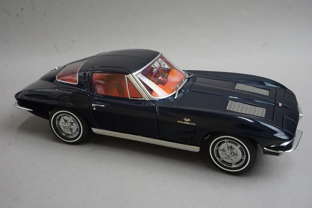 1:18 AUTOart 71181 Chevrolet Corvette Coupe 1963 Daytona Blue