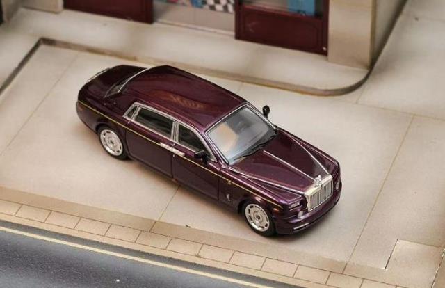 [ Pre-order ] SW Street Weapon 1:64 Rolls-Royce Phantom VII Purple