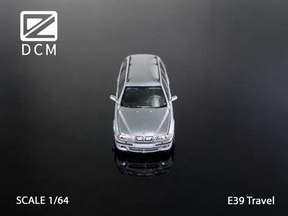 [ Pre-order ] DCM 1:64 E39 Touring Brilliant Silver