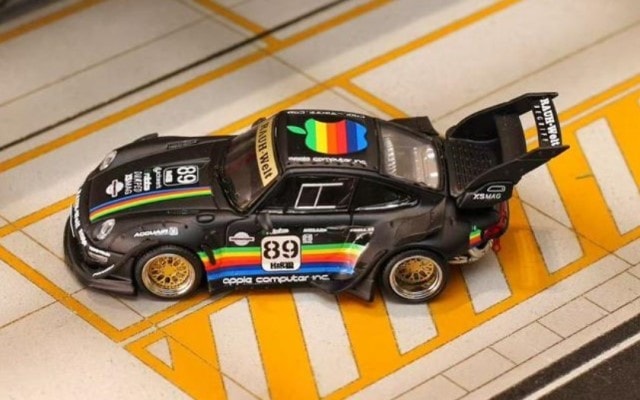 [ Pre-order ] SW Street Weapon 1:64 RWB 993 Matte Black Apple Racetrack High Tail