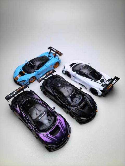 [ Pre-order ] FG 1:64 Mclaren 750S White With Tail Wing