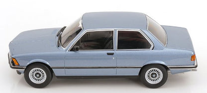 [ Pre-order ] KKDC180656 KK scale 1:18 BMW 323i E21 1978 Light Blue Metallic