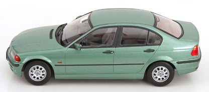 [ Pre-order ] KKDC181436 KK scale 1:18 BMW 3er E46 Sedan 1999 Green Metallic