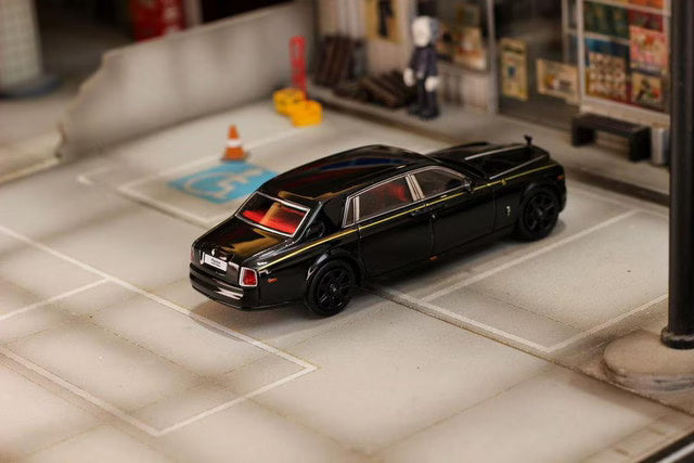 [ Pre-order ] SW Street Weapon 1:64 Rolls-Royce Phantom VII Black Warrior Red Interior