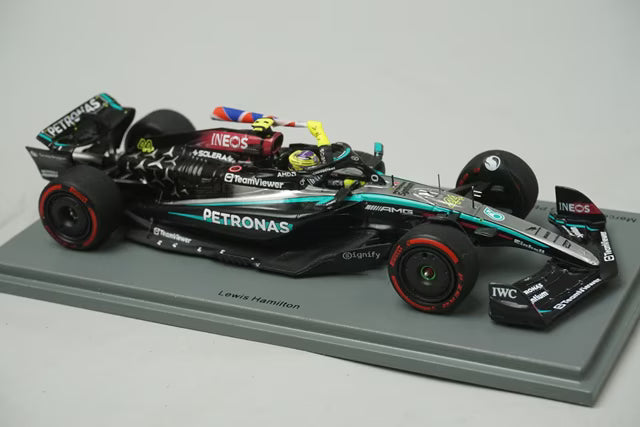 1:43 Spark S9533 Mercedes-AMG Petronas F1 Team W15E Performance British Grand Prix Winner 2024 #44 L. Hamilton