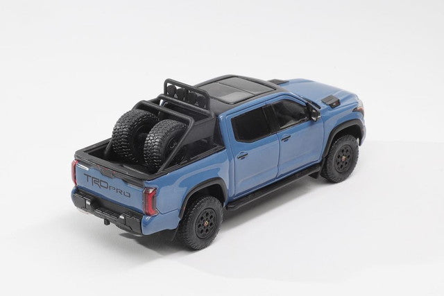 KS-064-491 GCD Gaincorp Products 1:64 Toyota Tundra Pickup Blue (LHD) with Accessories
