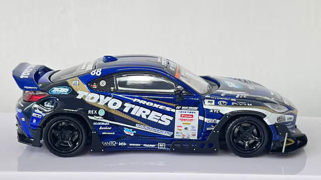 [ Pre-order ] GU64101 GULLIVER64 1:64 GR86 Team Toyo Tires Drift D1GP 2025 #88 M.Kawabata
