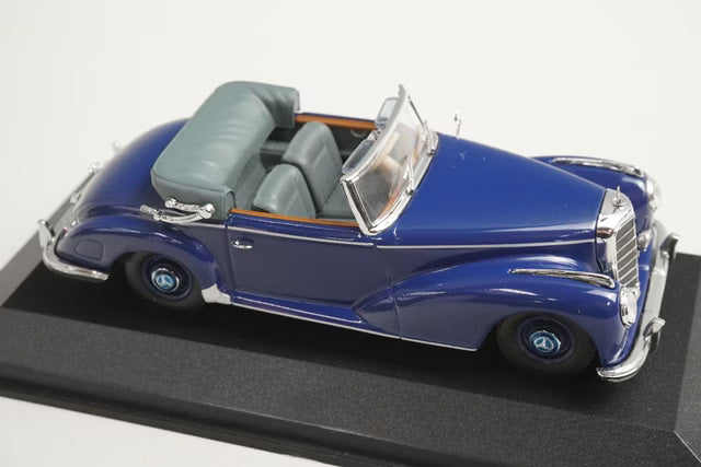 1:43 MINICHAMPS MIN032331 Mercedes-Benz 300S Cabriolet 1951-1955 Blue