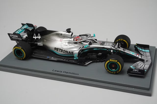 1:43 Spark S6071 Mercedes-AMG Petronas Motorsport W10 EQ Power+ #44 Chinese Grand Prix Winner 2019 F1 1000th GP L. Hamilton