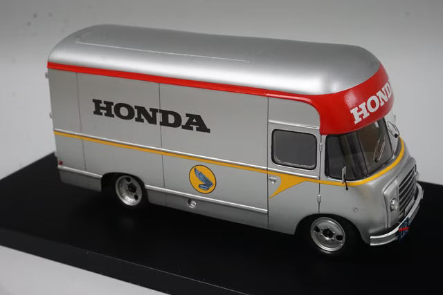 1:43 Spark S5948 Transporter Honda F1 1965