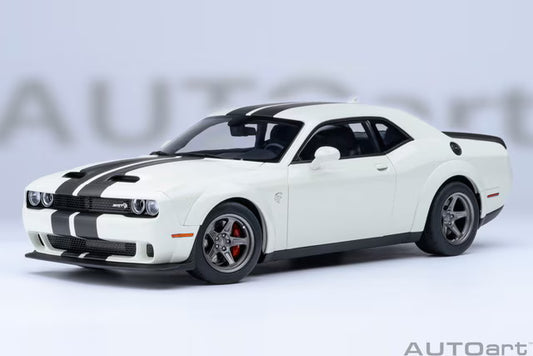 [ Pre-order ] 71766 AUTOart 1:18 Dodge Challenger SRT Super Stock 2023 (White with Carbon Black Stripes <Knuckle White>)