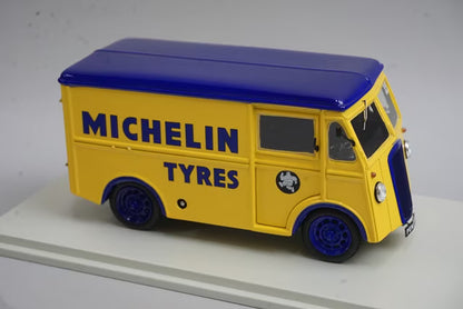 1:43 Spark S6001 Morris PV 1948 Michelin