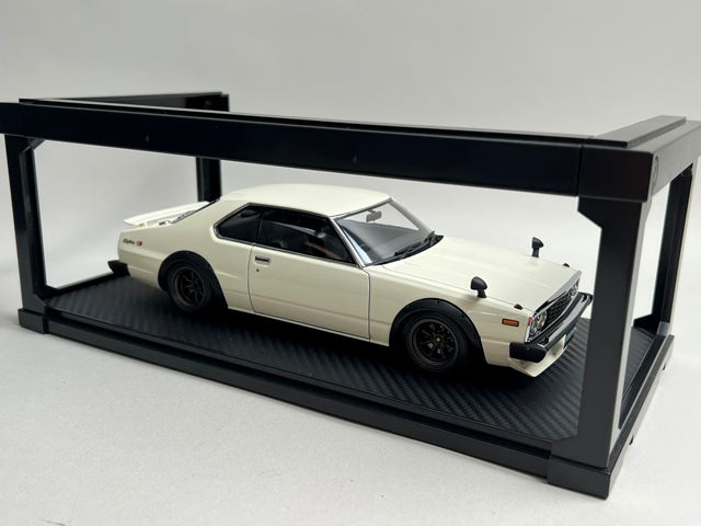 1:18 ignition model IG1080 Nissan Skyline 2000 GT-ES (C210) White