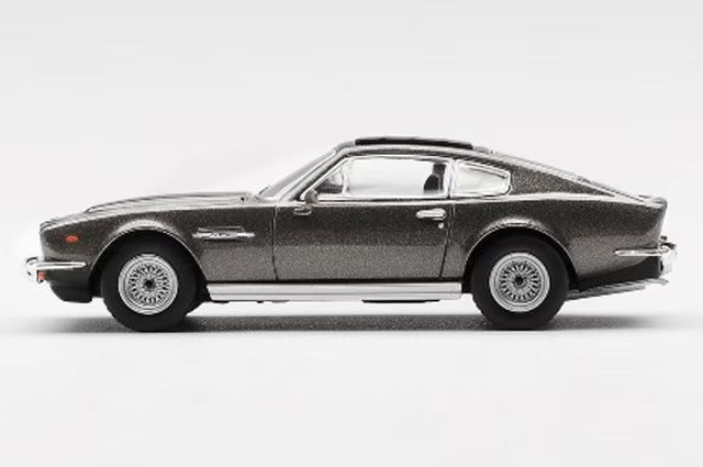 [ Pre-order ] MGT00916-007E TSM MINI-GT 1:64 Aston Martin V8 Vantage "Living Daylights" English Edition Package