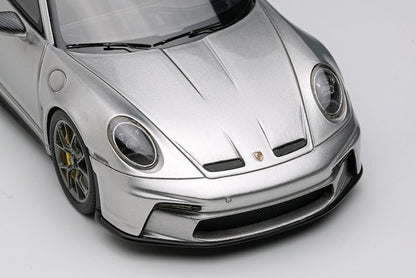 [ Pre-order ] EM776A Make Up EIDOLON 1:43 Porsche 911 (992) GT3 Touring Package GT Silver (Carbon Roof)