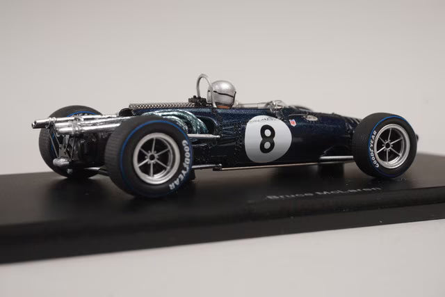 1:43 Spark S1624 Eagle T1G Weslake F1 France GP 1967 #8 B. McLaren