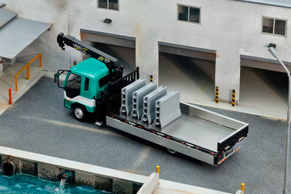 [ Pre-order ] KS-082-633 GCD Gaincorp Products 1:64 Mitsubishi Fuso Crane Truck Green (RHD)