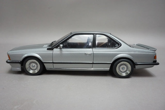 1:18 AUTOart 70526 BMW M635 CSI Silver model car